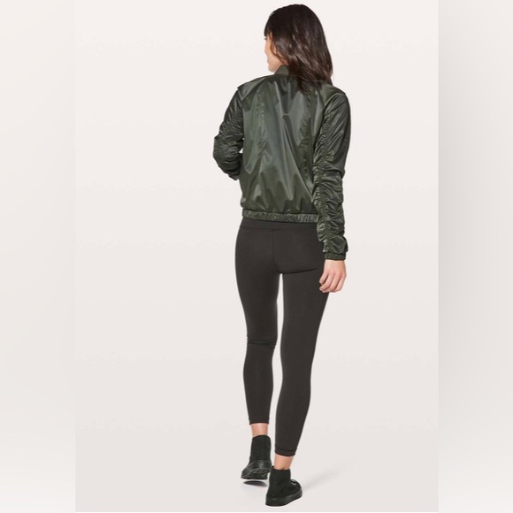 Like New Lululemon Above The Clouds Jacket-
Evergreen - Picture 6 of 6